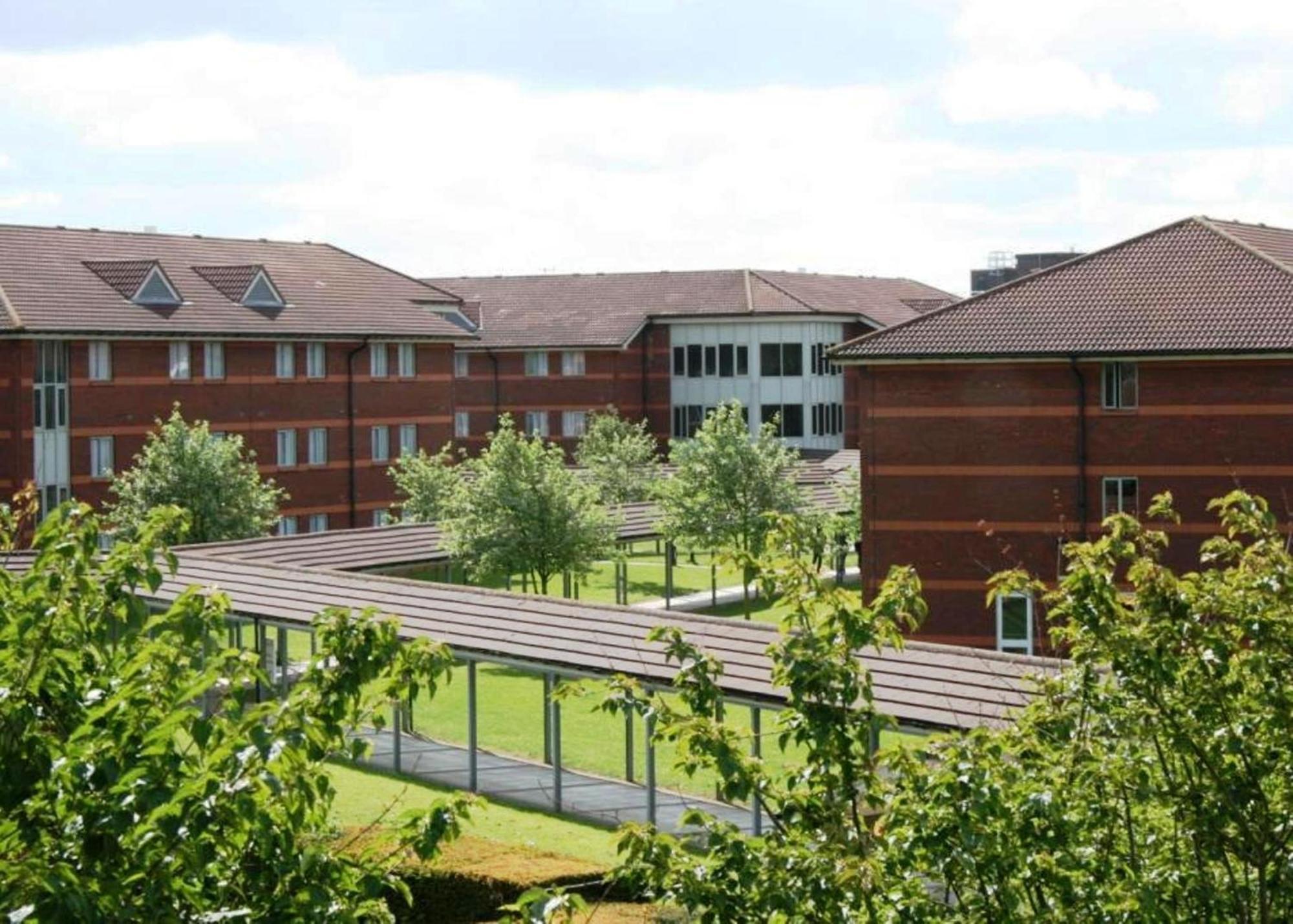 Yarnfield Park Training And Conference Centre Hotel Stone  Eksteriør billede