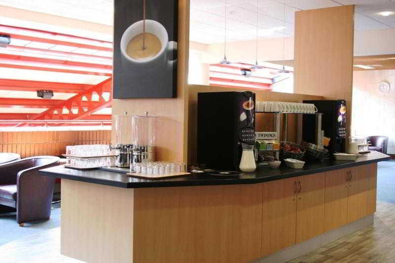 Yarnfield Park Training And Conference Centre Hotel Stone  Eksteriør billede